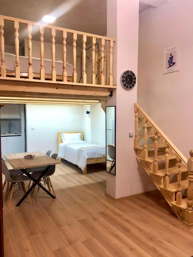 Guest House Dashi Гирокастра Экстерьер фото